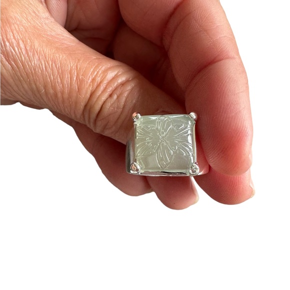 Sterling Silver Ring with Pale Green Square Stone - Picture 6 of 6